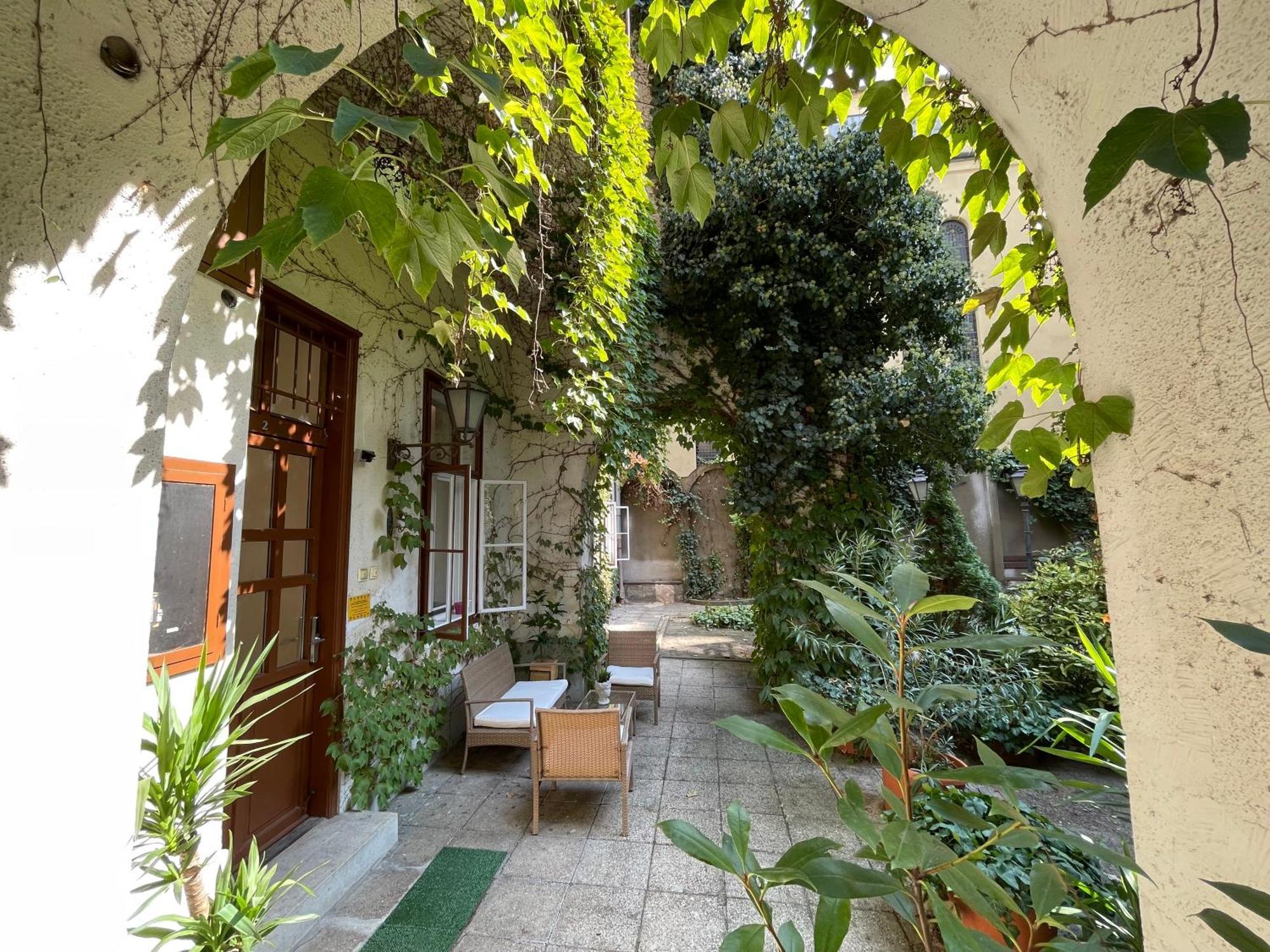 Palms Apartments Budapest Eksteriør bilde